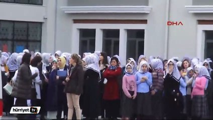 Kadıköy'de okulda duman paniği
