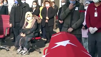 Koronavirüsten ölen doktor, gözyaşlarıyla son yolculuğuna uğurlandı