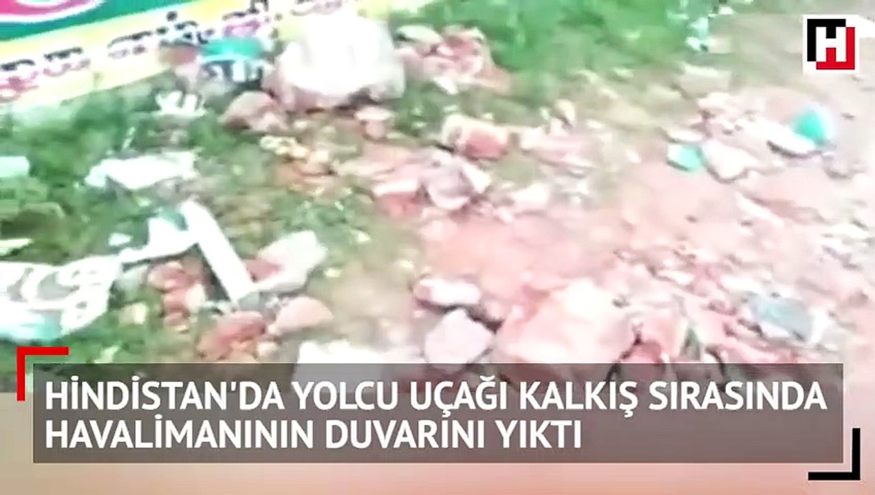 Hindistan'da yolcu uçağı kalkış sırasında havalimanının duvarını yıktı
