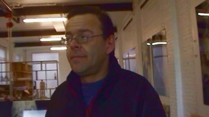 Wim Delvoye poses for Klaus Guingand .