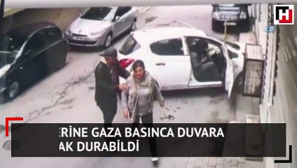 Fren yerine gaza basınca duvara çarparak durabildi