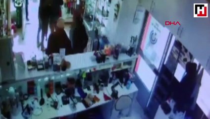 Selamı almayınca yaşlı adamı tokatladı