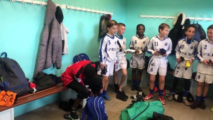 Toujours la même ambiance dans les vestiaires à Eragny ce matin