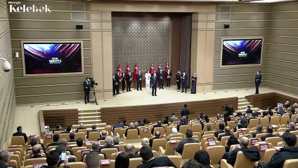 Yılın Kadın Oyuncusu ödülü Ebru Özkan'a