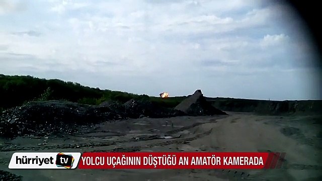 Malezya yolcu uçağının düştüğü an amatör kamerada