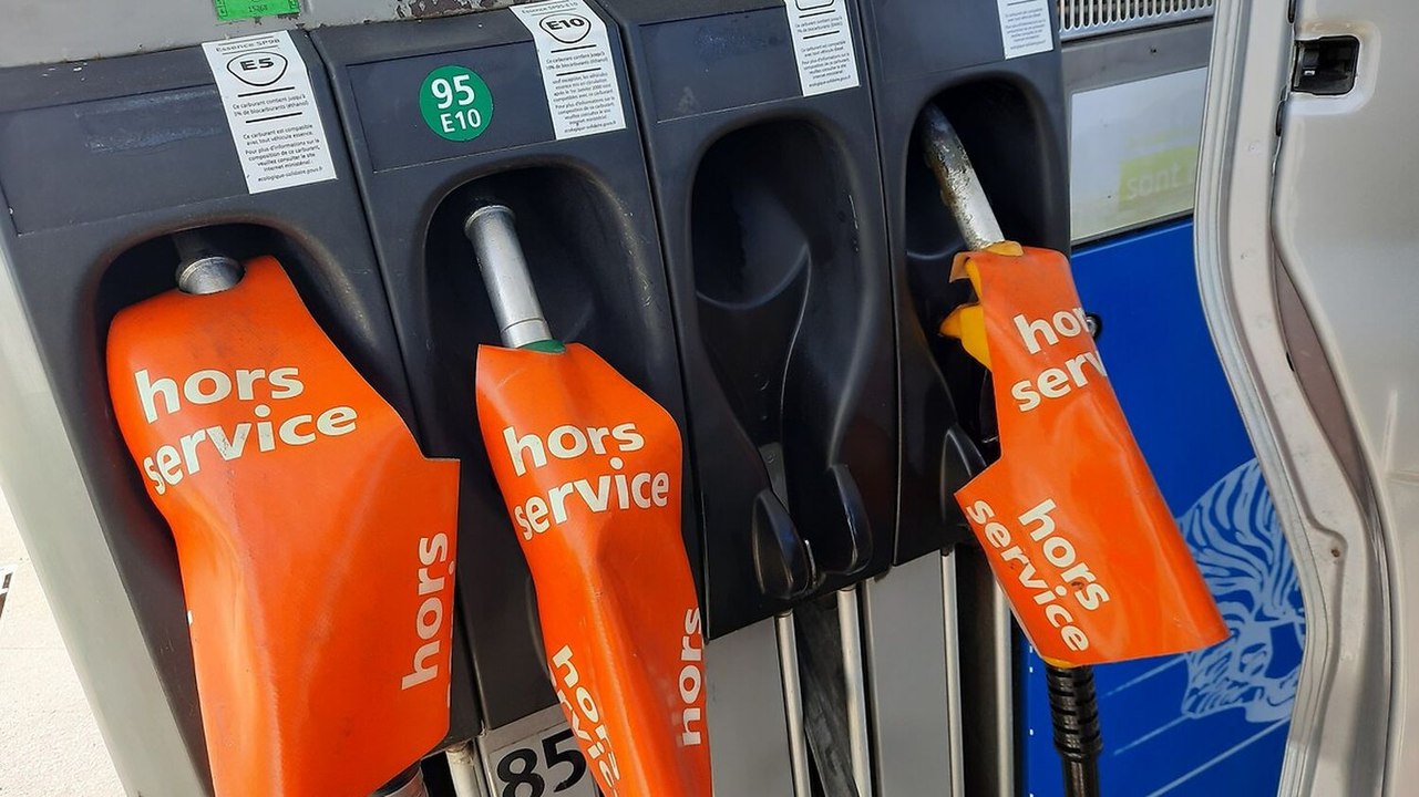 Pénurie de carburant : les meilleures blagues des internautes