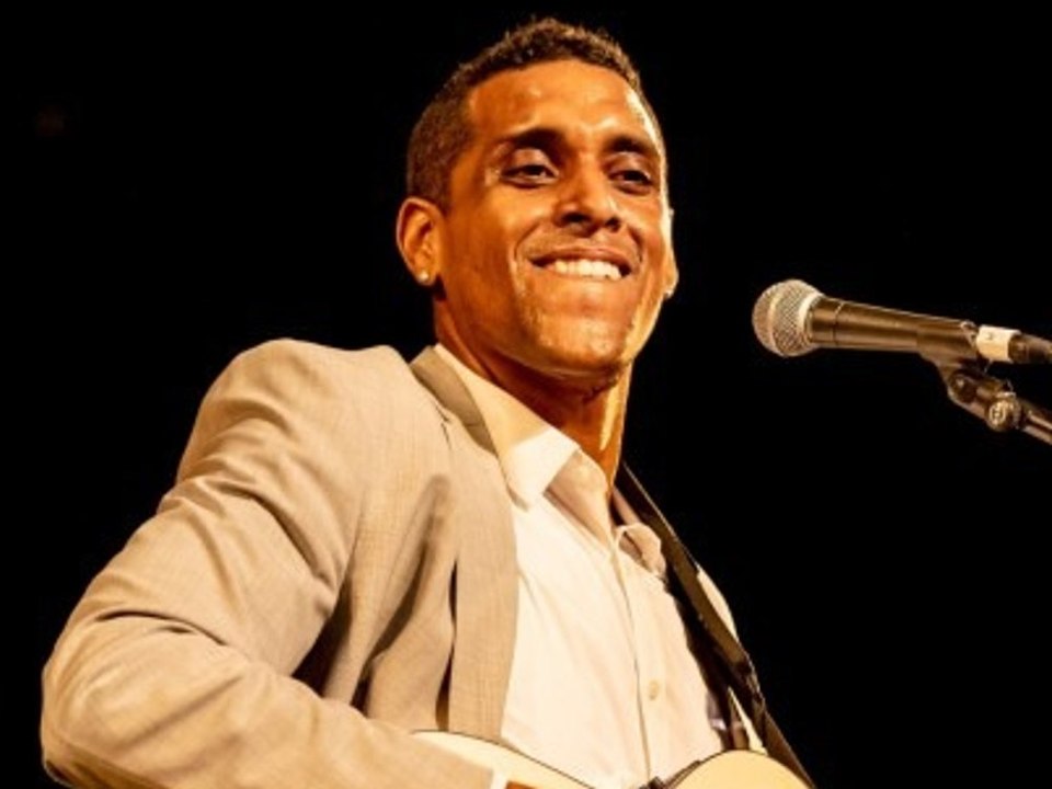 Auf Bühne zusammengebrochen: Haitianischer Musikstar Mikaben ist tot