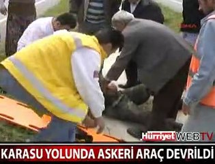 ASKERİ ARAÇ DEVRİLDİ: 5 YARALI