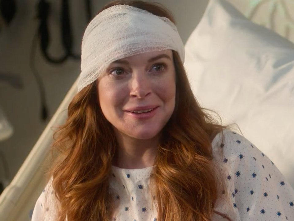 Trailer "falling for christmas":  weihnachtskomödie mit lindsay lohan