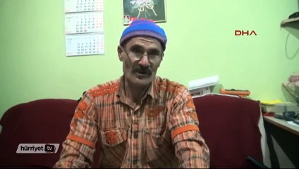 Evinde hem rüzgar gülü hem de güneş paneliyle elektrik üretiyor