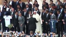 Emre Belözoğlu Papa'nın huzurunda