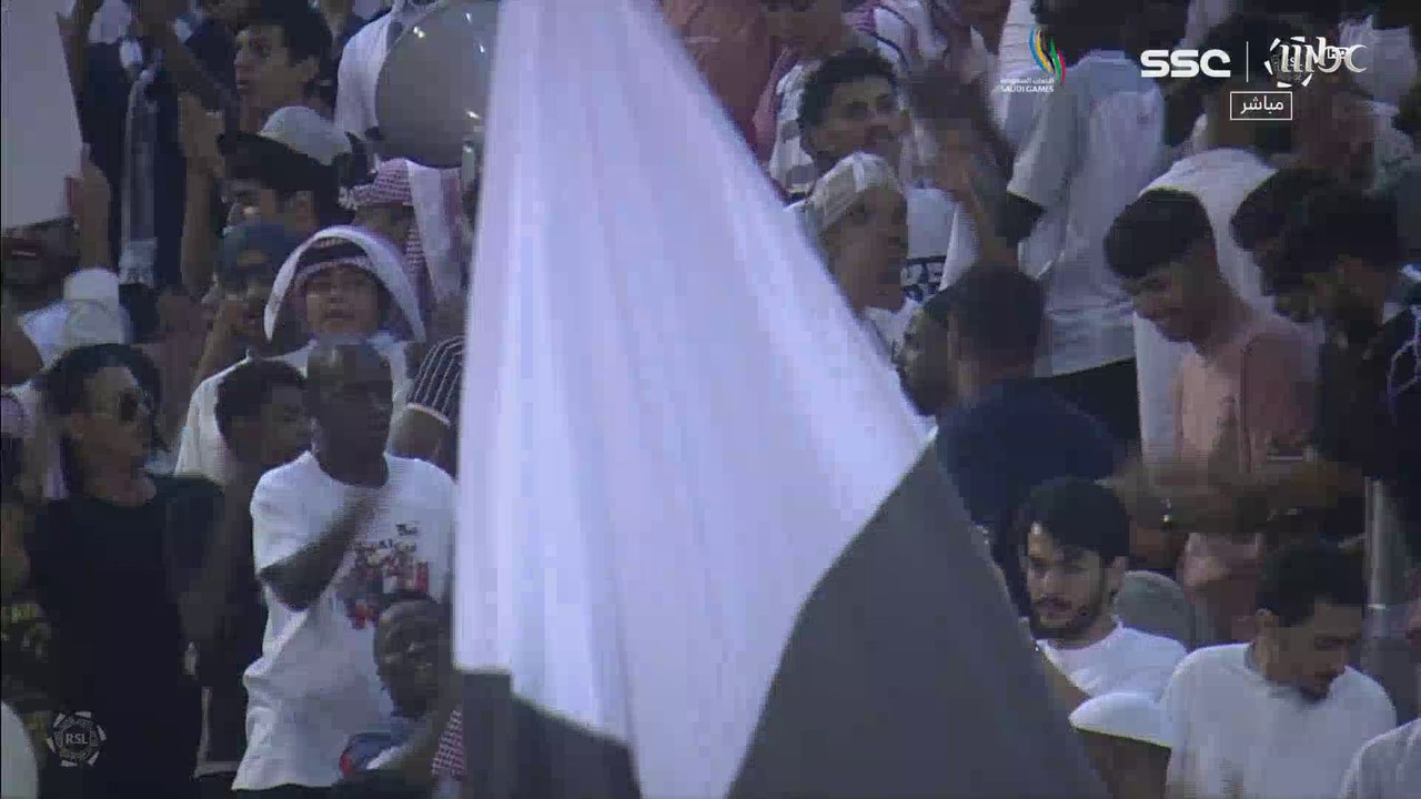 فوز الهلال 3-2 على الطائي في دوري روشن السعودي....