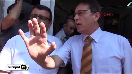 Genel Sekreter ve Emniyet Müdür Yardımcısı eylemcilerin önünde tartıştı