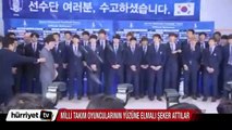 Güney Kore Milli Takım oyuncularının yüzüne elmalı şeker attılar