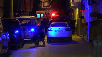 Kadını eşinin elinden kurtarmak isteyen polis balkondan düşerek şehit oldu