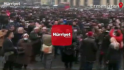 Ermenistan'da muhalefet, Başbakan Paşinyan'ın istifası için süresiz protestoya başladı