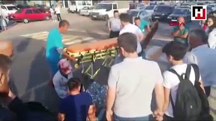 Çarptığı kadının başından ayrılmadı