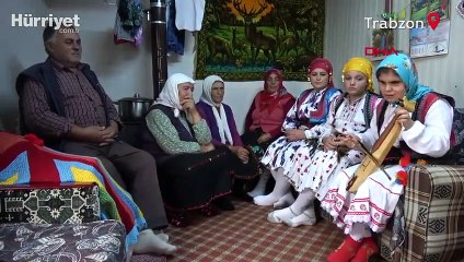 Görme engelli Esenay'ın karanlık dünyası, 'kemençe' ile aydınlanıyor