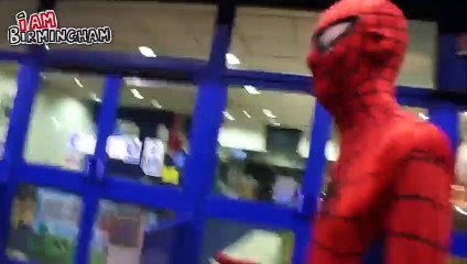 Örümcek adam gerçek oldu!