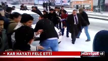 ERZURUM'DA KAR HAYATI FELÇ ETTİ
