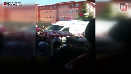 Otomobiliyle okul önündeki kalabalığa daldı