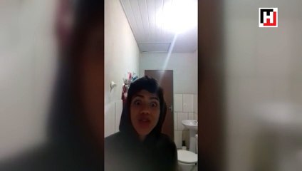 Kedisiyle fare yakalamak isteyen gencin zor anları