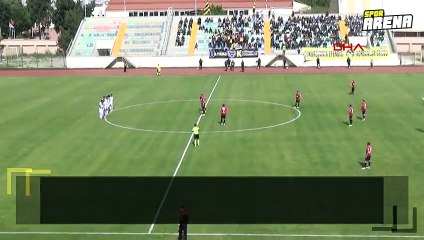 Futbolcular yönetime maçta tepki gösterdi