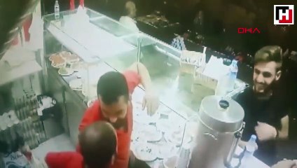 Şaka yaparken yaktı