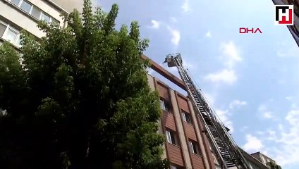 Fatih'te öğrenci yurdunda yangın