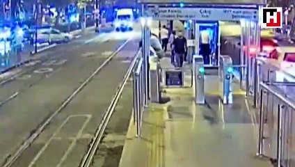 Fatih'te tramvay yolundaki feci kaza kamerada