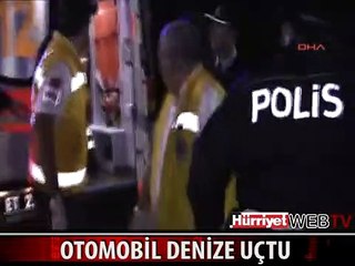 FERİBOTTAN İNDİ DENİZE UÇTU