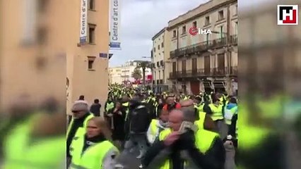 Sarı Yelekliler 10’uncu kez sokakta