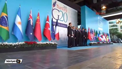 Liderler, Fransa için saygı duruşunda