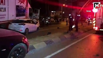 İskenderun'da 10 araç birbirine girdi, ortalık savaş alanına döndü