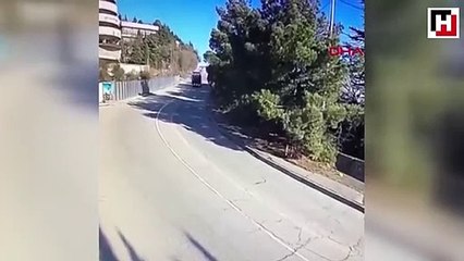 Freni patlayan kamyon, su parkına uçtu