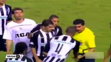 İşte yeşil sahalarda hakemlerin zor anları!