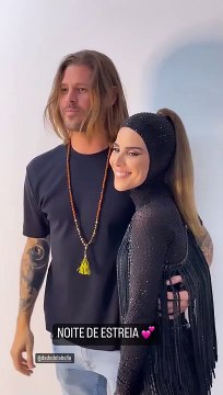 Wanessa e Dado Dolabella posam como casal pela primeira vez