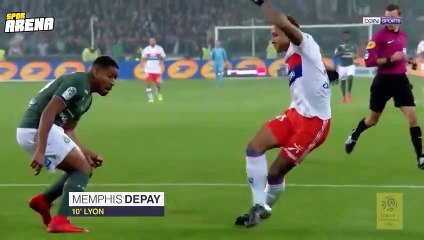 Derbide 5-0'dan sonra tribünler sahaya indi!