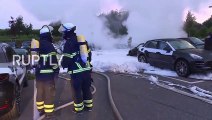 G20 karşıtları 20 Porche'yi ateşe verdi!