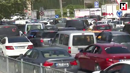 Yeşilköy'de aynı gün 5 fuar trafiği kilitledi