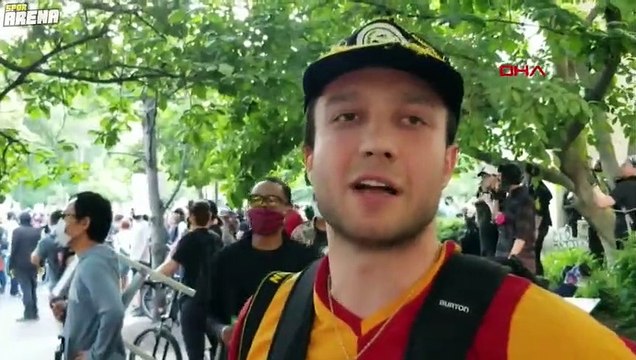 George Floyd protestolarına Galatasaray formasıyla katılan Türk genci dikkat çekti
