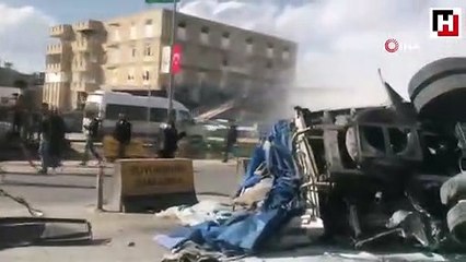 Kontrolden çıkan kamyon caddeyi savaş alanına çevirdi