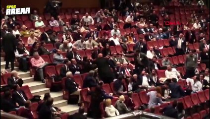 Galatasaray Mali Genel Kurulu'nda gerginlik