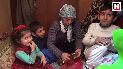 Şanlıurfa'da 5 kişilik aile gardıropta kalıyor!