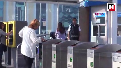 Genç kız çığlık attı, metrobüsteki şüpheli yakalandı