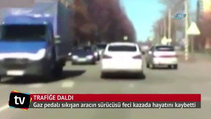 Gaz pedalı sıkışan araç trafiğe daldı