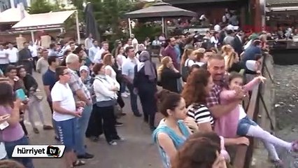 Solo Türk İstanbul Boğazı'nda nefes kesti