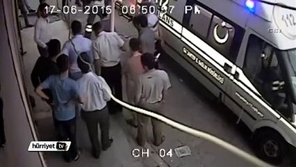 Minibüsten indirilip kaldırıma terk edilen genç hayatını kaybetti