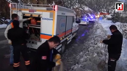 Araç 250 metrelik uçuruma yuvarlandı