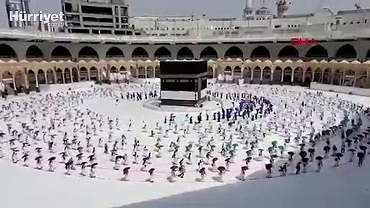Koronavirüs gölgesinde hac kısıtlı katılımla başladı